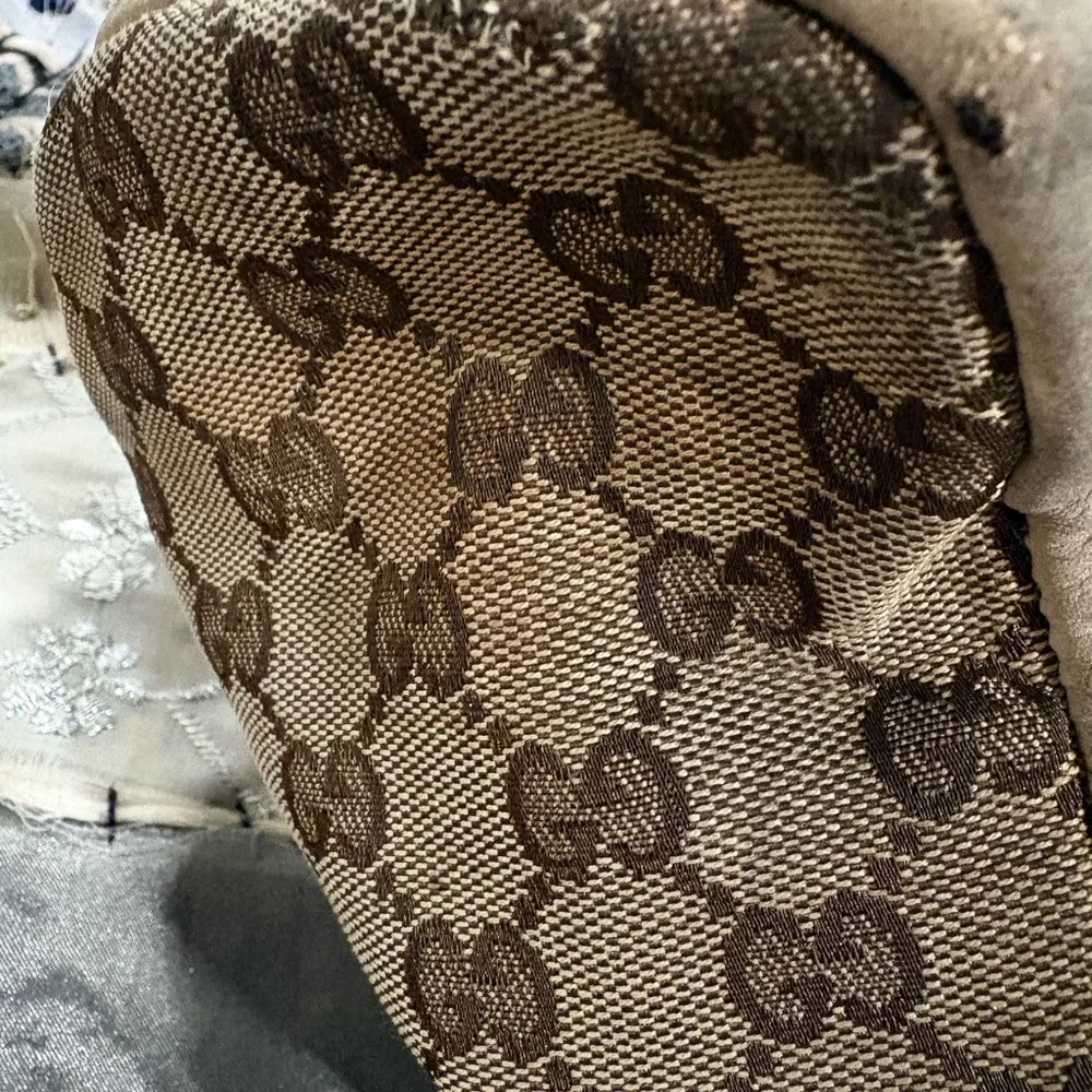 Gucci Beige and Brown Boston Style Monogram Tote Medium - Picture 7 of 11